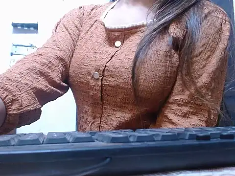 Snapshot of Sexy-senorita1 chatting on 2, 12, 2025 Sexy-senorita1 online show from 2, 12, 2025