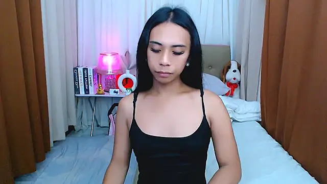 scarlet smith7 online show from 18, 5, 2026