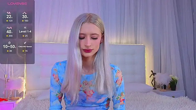 Snapshot of Monica_Leen chatting on 21, 2, 2026 Monica Leen online show from 21, 2, 2026