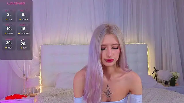 Snapshot of Monica_Leen chatting on 26, 2, 2026 Monica Leen online show from 26, 2, 2026