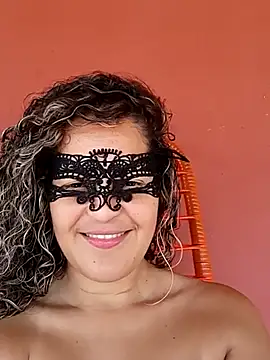 RaphinhaSanches online show from 6, 10, 2025