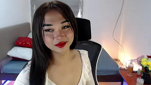 Snapshot of SultryCyraFoxmore chatting on 14, 9, 2025 SultryCyraFoxmore online show from 14, 9, 2025