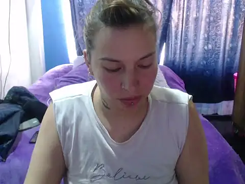 cloequeen15 online show from 30, 9, 2025