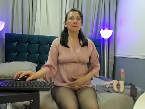 Snapshot of Oriana_Jhonson chatting on 27, 5, 2026 Oriana Jhonson online show from 27, 5, 2026