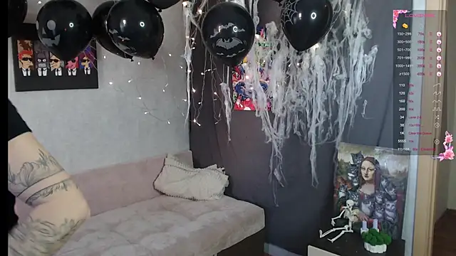 Snapshot of Violetwin chatting on 31, 10, 2025 Violetwin online show from 31, 10, 2025