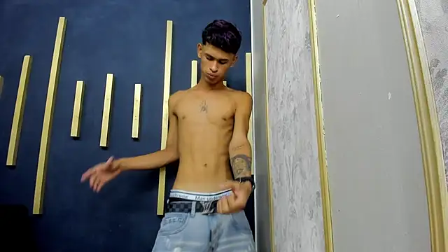 Just D4v7 online show from 4, 10, 2025