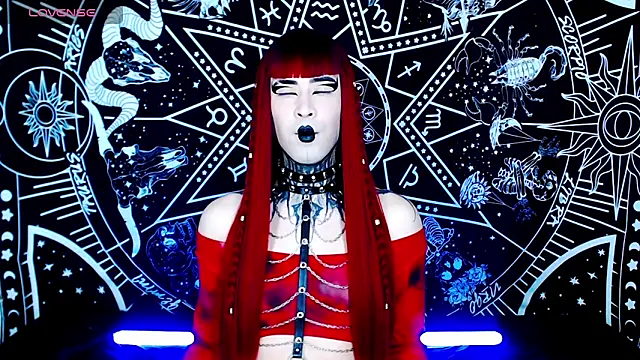 naomi satan online show from 25, 9, 2025