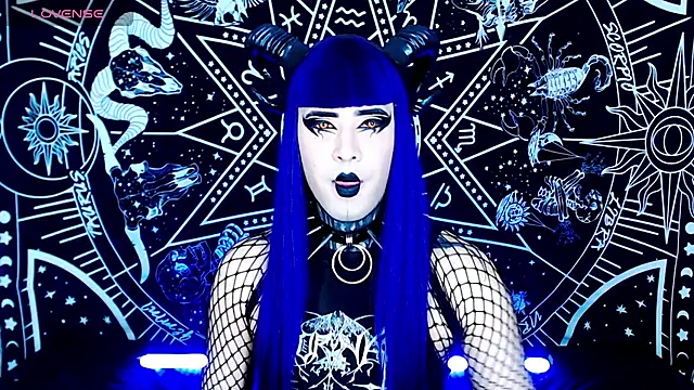 naomi satan online show from 23, 10, 2025