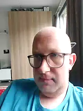 geilerd122 online show from 10, 10, 2025