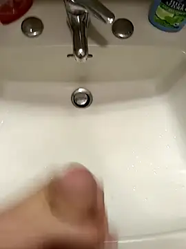 Snapshot of Empi19cm chatting on 18, 9, 2025 Empi19cm online show from 18, 9, 2025