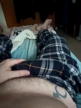 Snapshot of Empi19cm chatting on 9, 11, 2025 Empi19cm online show from 9, 11, 2025