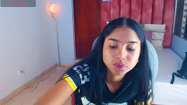 Milaa Star  online show from 7, 11, 2025