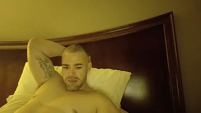 Snapshot of Dallasbest214 chatting on 21, 5, 2026 Dallasbest214 online show from 21, 5, 2026