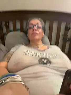 dieseldame1313 online show from 24, 2, 2025