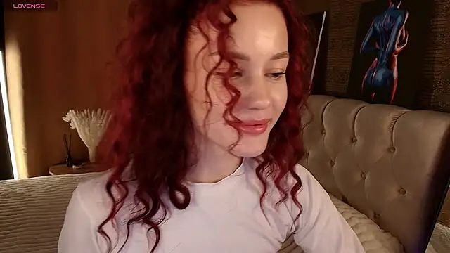 Snapshot of Aria_Mila chatting on 28, 6, 2026 Aria Mila online show from 28, 6, 2026