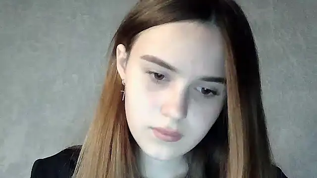 Snapshot of SweetLoraa chatting on 18, 9, 2025 SweetLoraa online show from 18, 9, 2025