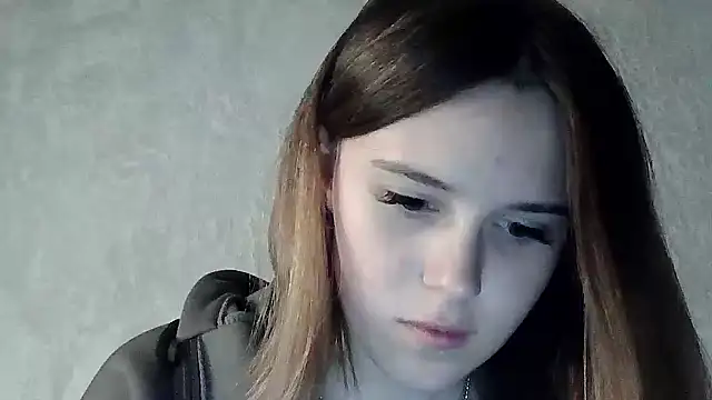 SweetLoraa online show from 11, 10, 2025