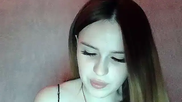 SweetLoraa online show from 24, 11, 2025