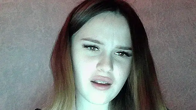 SweetLoraa online show from 26, 11, 2025