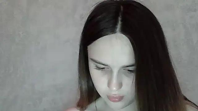SweetLoraa online show from 29, 6, 2026