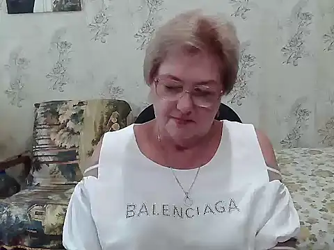 Snapshot of Renata62011 chatting on 9, 9, 2025 Renata62011 online show from 9, 9, 2025