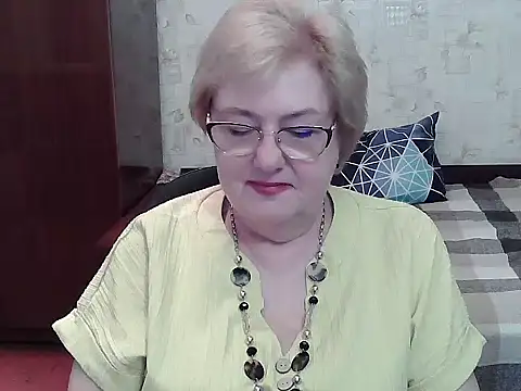 Snapshot of Renata62011 chatting on 27, 6, 2026 Renata62011 online show from 27, 6, 2026