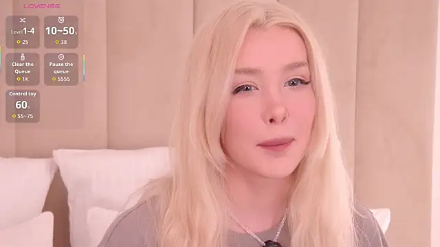Snapshot of Nesolla chatting on 20, 4, 2026 Nesolla online show from 20, 4, 2026