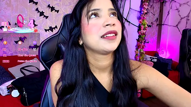 SophiaWalker 1 online show from 1, 11, 2025