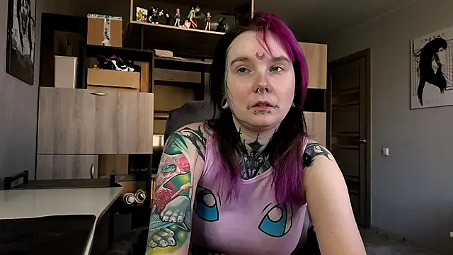 HighelikeGirl online show from 20, 4, 2026