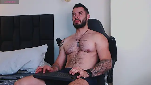 Drake Cole online show from 25, 5, 2026