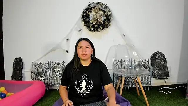 BellaRoux1 online show from 25, 9, 2025