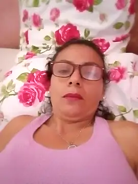 Snapshot of chocoluze chatting on 17, 7, 2026 chocoluze online show from 17, 7, 2026