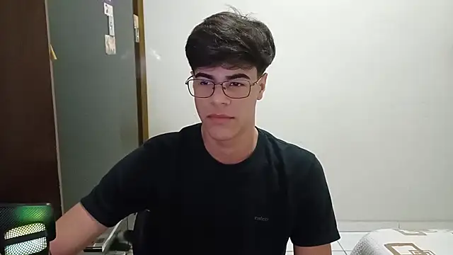 Snapshot of ThbxToyou chatting on 11, 9, 2025 ThbxToyou online show from 11, 9, 2025