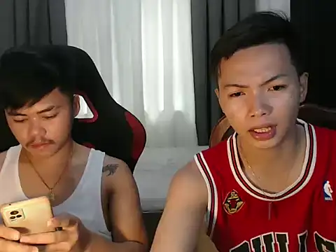 hot emman online show from 10, 10, 2025