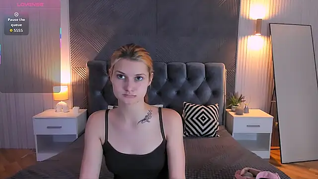 NightOpal online show from 4, 12, 2025