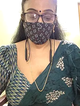 Snapshot of sweet-lotus chatting on 2, 2, 2026 sweet-lotus online show from 2, 2, 2026