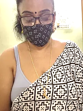 Snapshot of sweet-lotus chatting on 4, 2, 2026 sweet-lotus online show from 4, 2, 2026