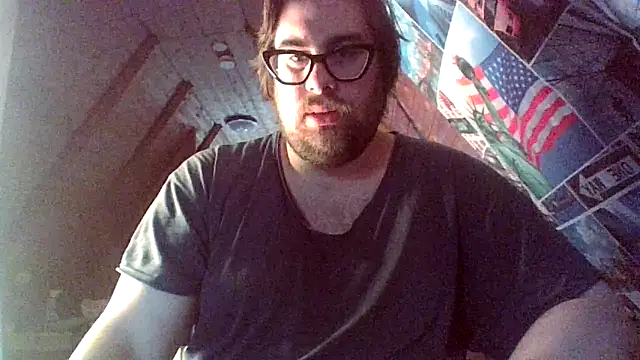 Snapshot of chubbyDavid1998 chatting on 26, 10, 2025 chubbyDavid1998 online show from 26, 10, 2025