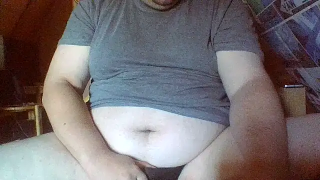 Snapshot of chubbyDavid1998 chatting on 8, 7, 2026 chubbyDavid1998 online show from 8, 7, 2026