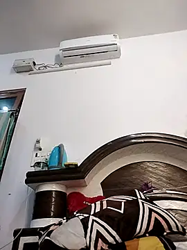 Cute-Janvi20 online show from 19, 12, 2025