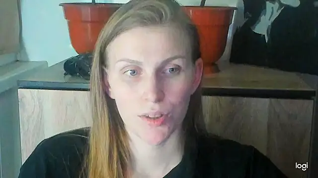 JuliaMuuun online show from 24, 5, 2026