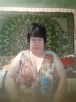 Snapshot of CrystalLime6411 chatting on 13, 9, 2025 CrystalLime6411 online show from 13, 9, 2025