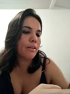 Bellapotencia1985 online show from 20, 11, 2025