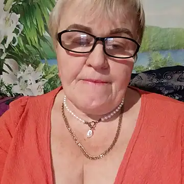 VioletSweet5566 online show from 16, 10, 2025