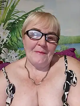 VioletSweet5566 online show from 8, 11, 2025