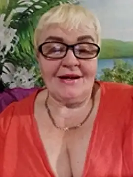 VioletSweet5566 online show from 26, 11, 2025