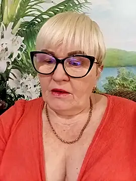 VioletSweet5566 online show from 16, 2, 2026