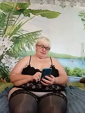 VioletSweet5566 online show from 15, 7, 2026