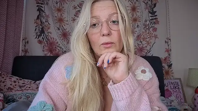 Snapshot of Daisyxoxo_ chatting on 16, 10, 2025 Daisyxoxo online show from 16, 10, 2025