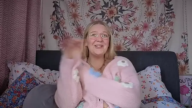 Snapshot of Daisyxoxo_ chatting on 24, 11, 2025 Daisyxoxo online show from 24, 11, 2025